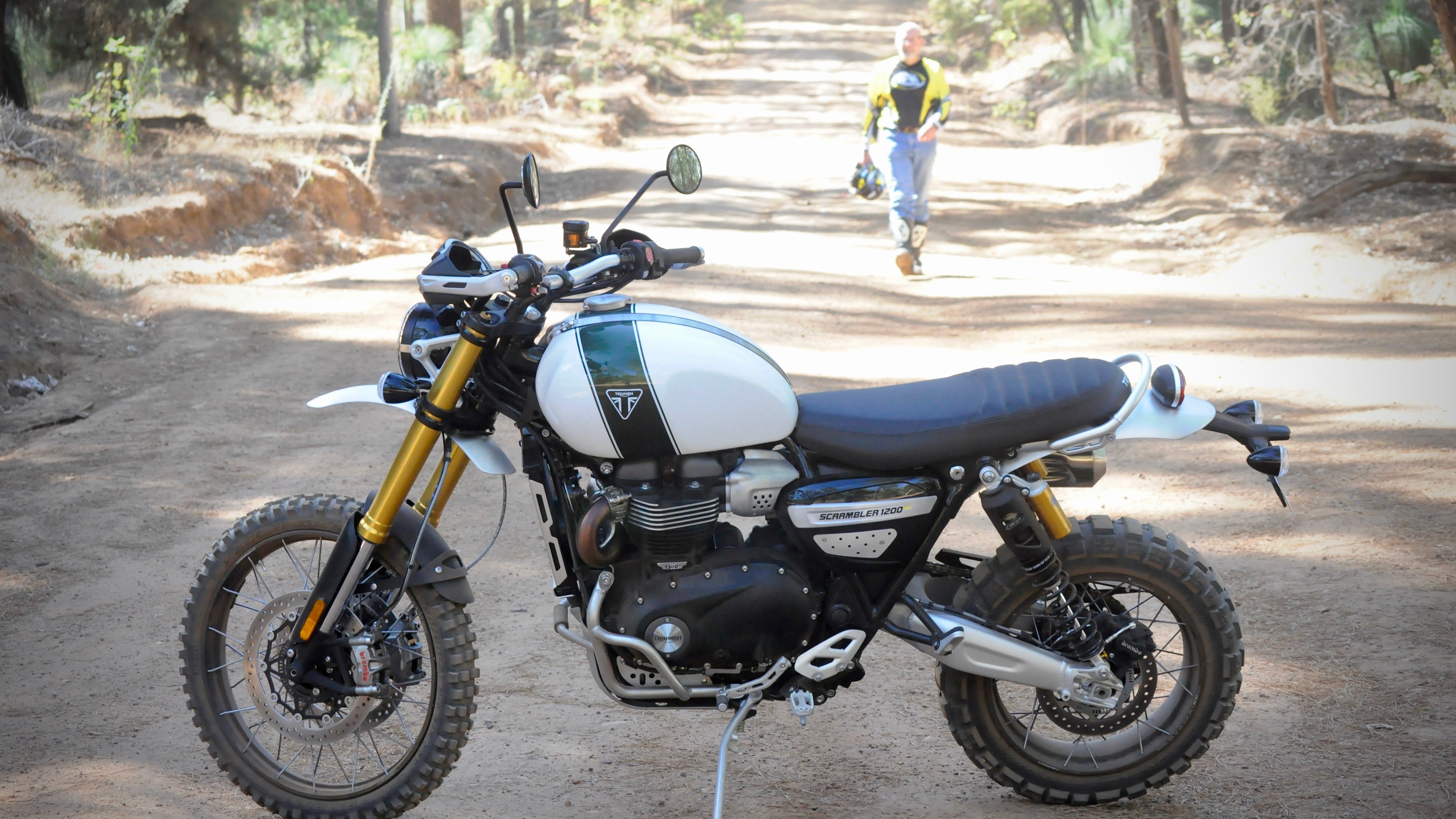 Triumph Scrambler 1200XE: it's a thoroughly modern ... (1200 x 675 Pixel)